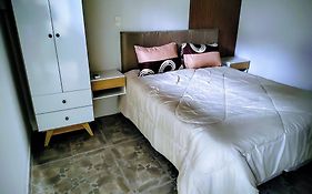 Noah House Ezeiza